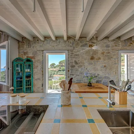Casa Azzurrina Mare Apartment *
